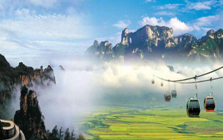 长沙、韶山毛主席故居、张家界森林公园、黄龙洞、民俗表演、 天门山（玻璃栈道）、凤凰古城6日游 我们的宗旨：让旅游回归真正的本质