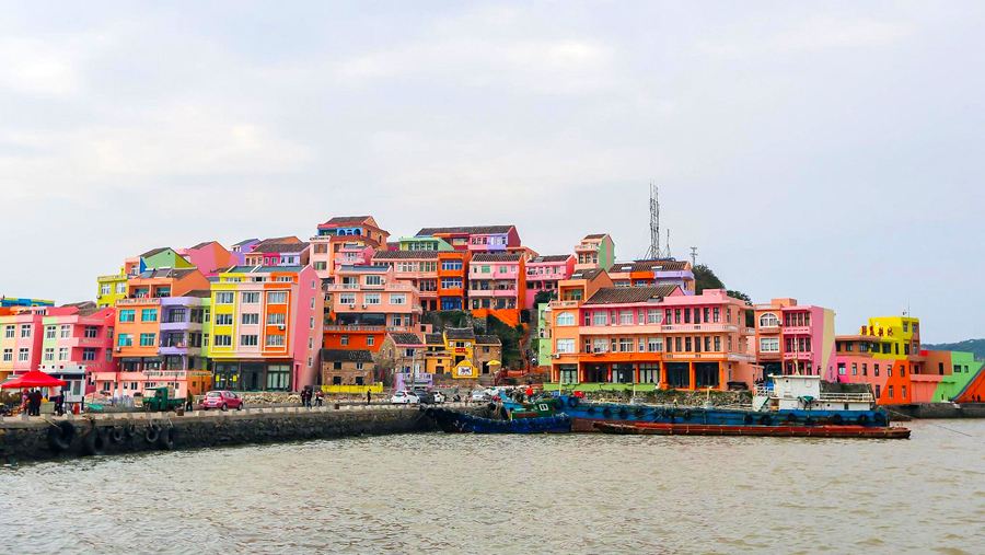 温岭七彩小箬村、珍珠沙滩、石塘滨海绿道（网红景观台）一日游