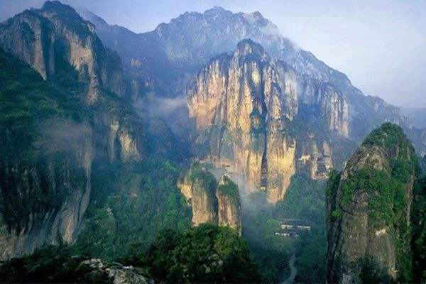 5星温州雁荡山洞头天台山丽水缙云仙都深度8天(无购物无自费)